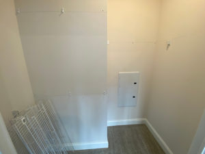 129 Halstead 1 Bedroom Closet