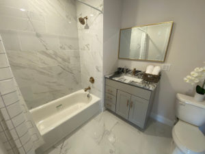 129 Halstead 1 Bedroom / 1 Bathroom